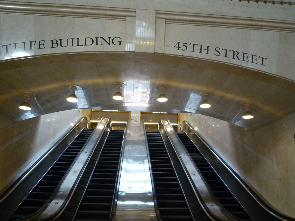 Carlito's Way (1993) - Grand Central Station